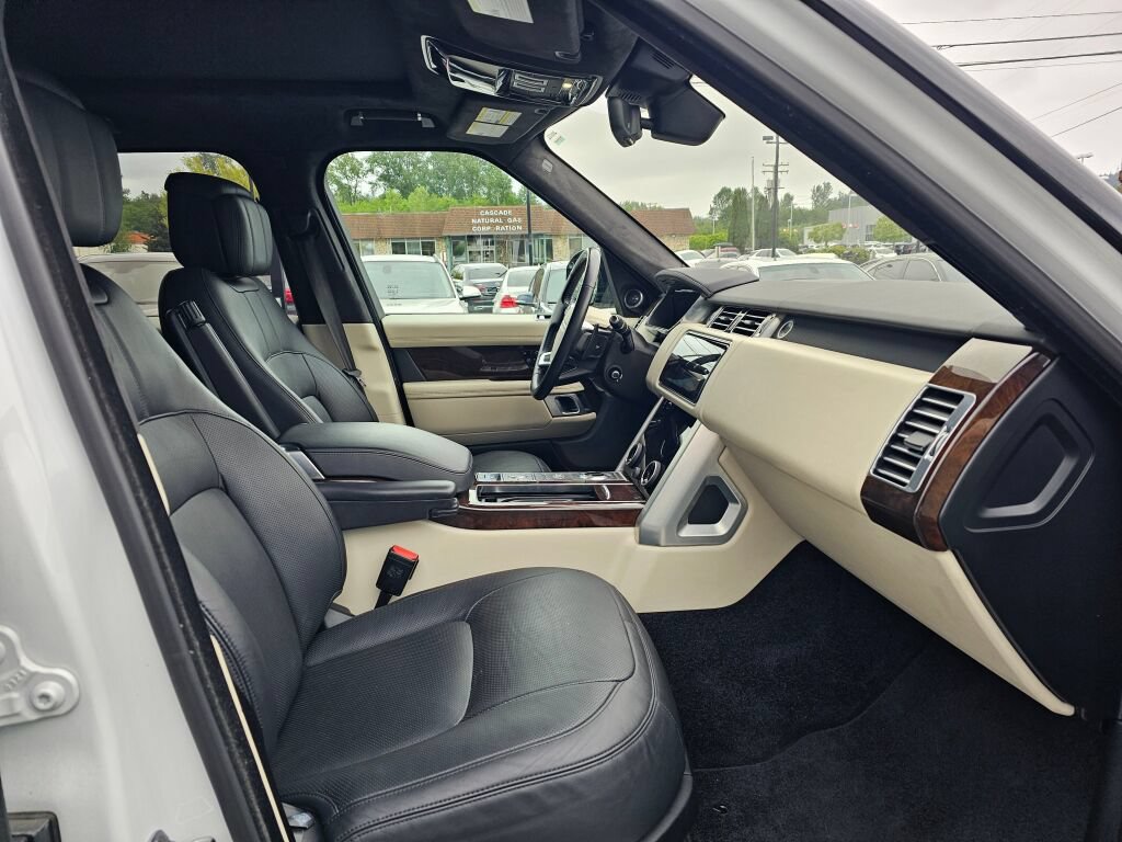 Used 2022 Land Rover Range Rover P525 Westminster Edition AWD/4WD image 10
