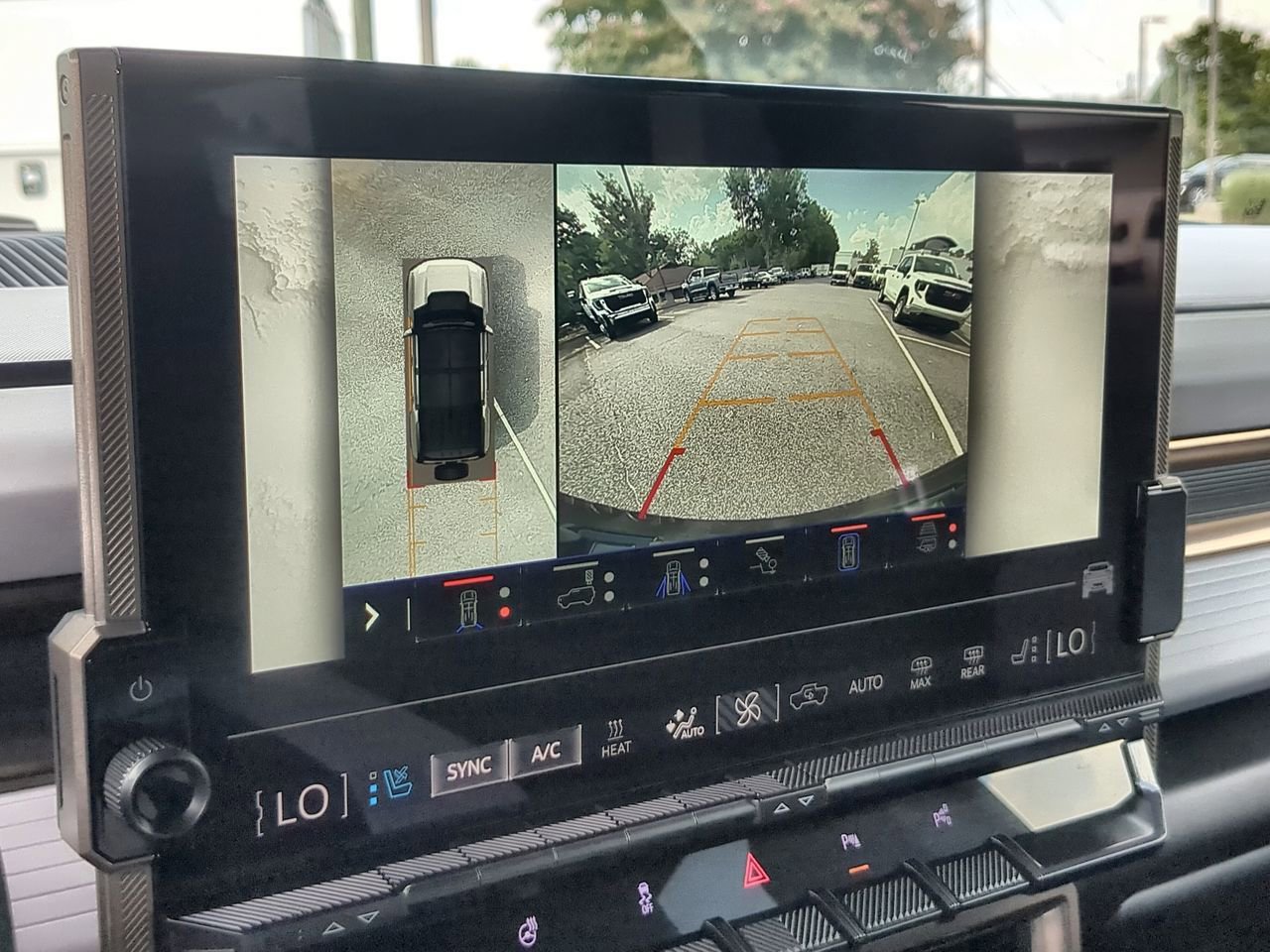 Used 2025 GMC Hummer EV 2X image 15