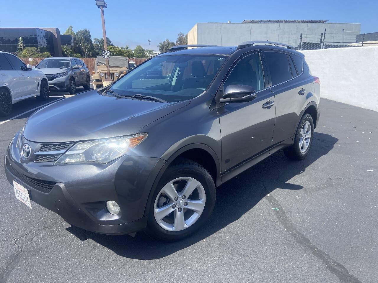 Used 2014 Toyota RAV4 XLE FWD image 21