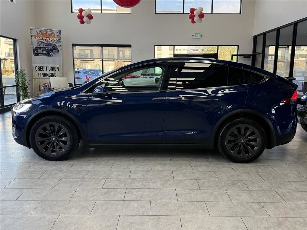 Used 2018 Tesla Model X 100D AWD/4WD image 4