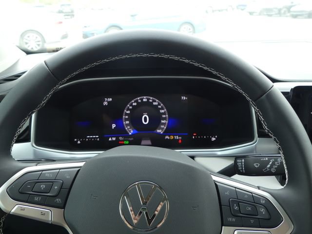 New 2026 Volkswagen Taos SE FWD image 18
