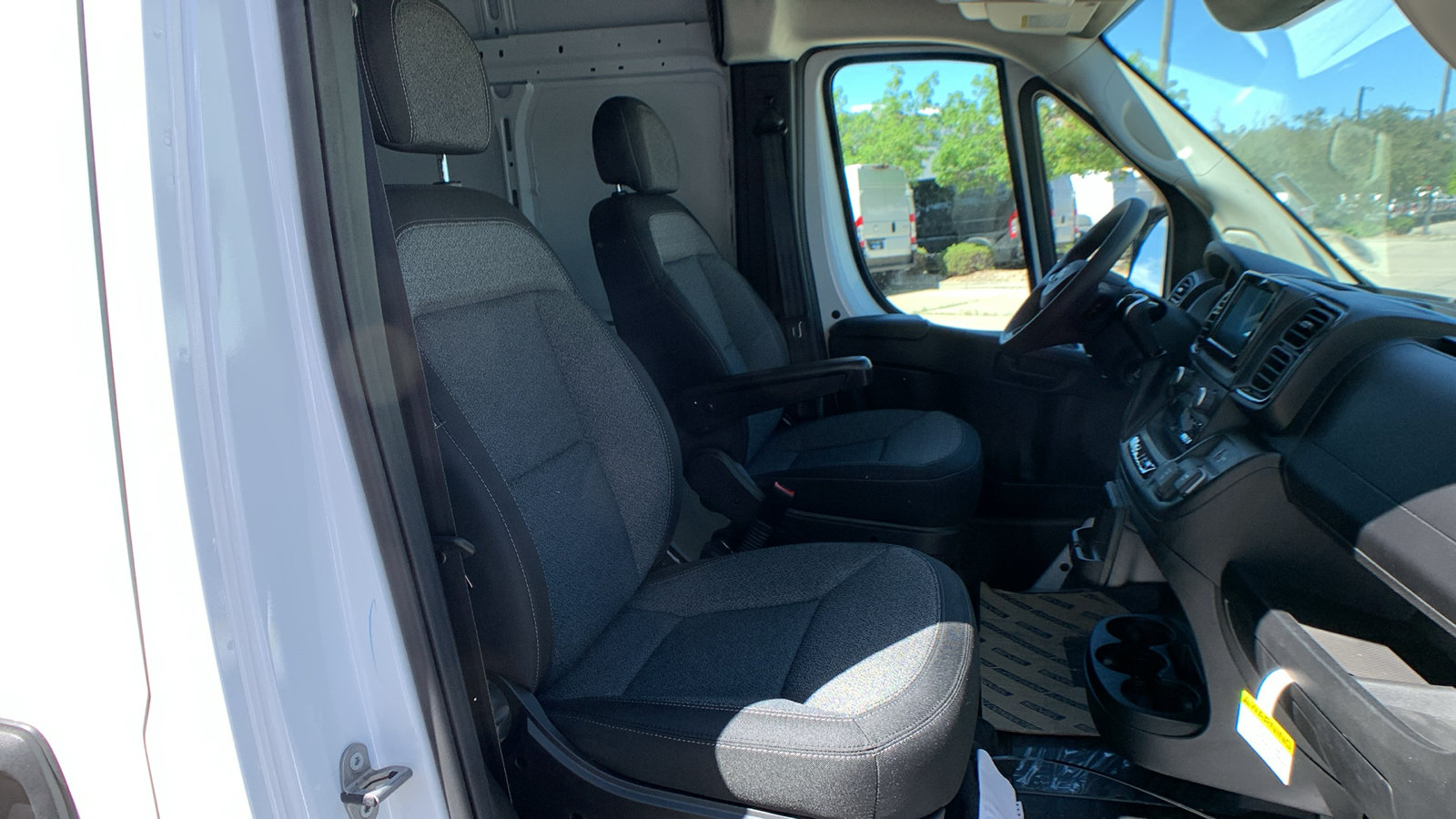 New 2026 RAM ProMaster 2500 w/ Convenience Group FWD image 22
