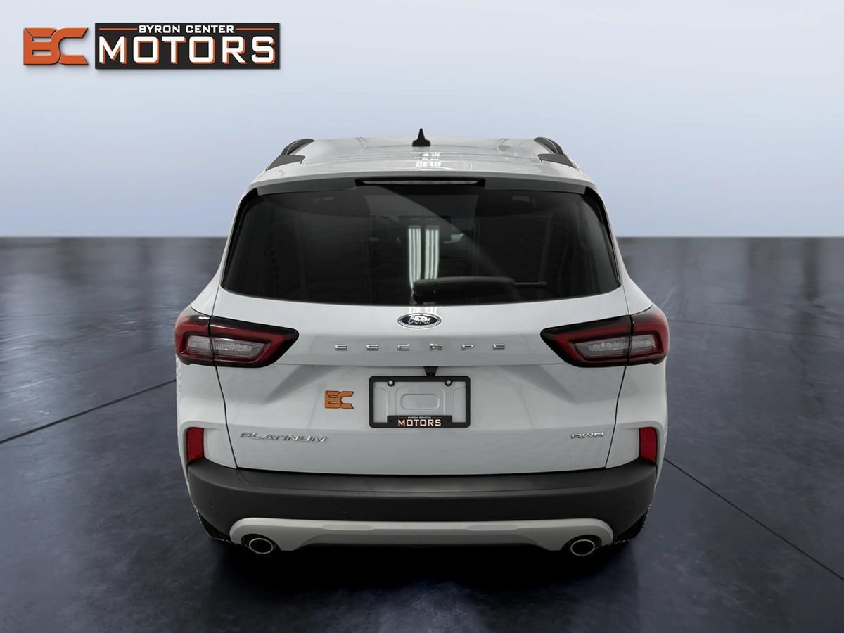 Used 2025 Ford Escape Platinum AWD/4WD image 5