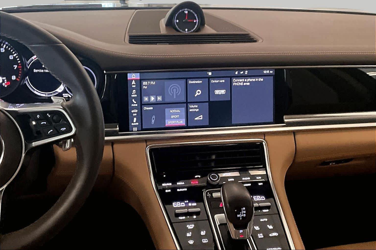Used 2018 Porsche Panamera 4 AWD/4WD image 6
