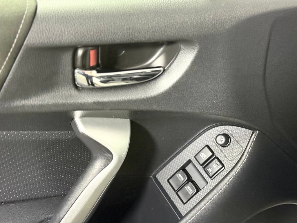 Used 2017 Toyota 86 RWD image 21