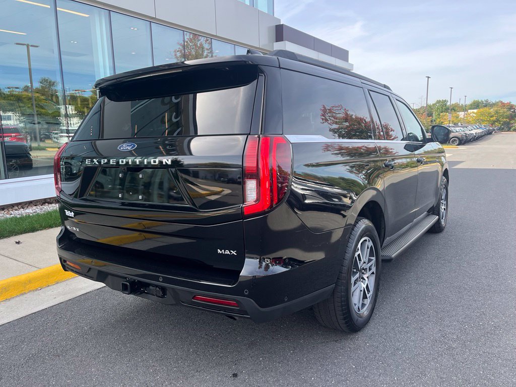 Certified 2025 Ford Expedition Max Active AWD/4WD image 9