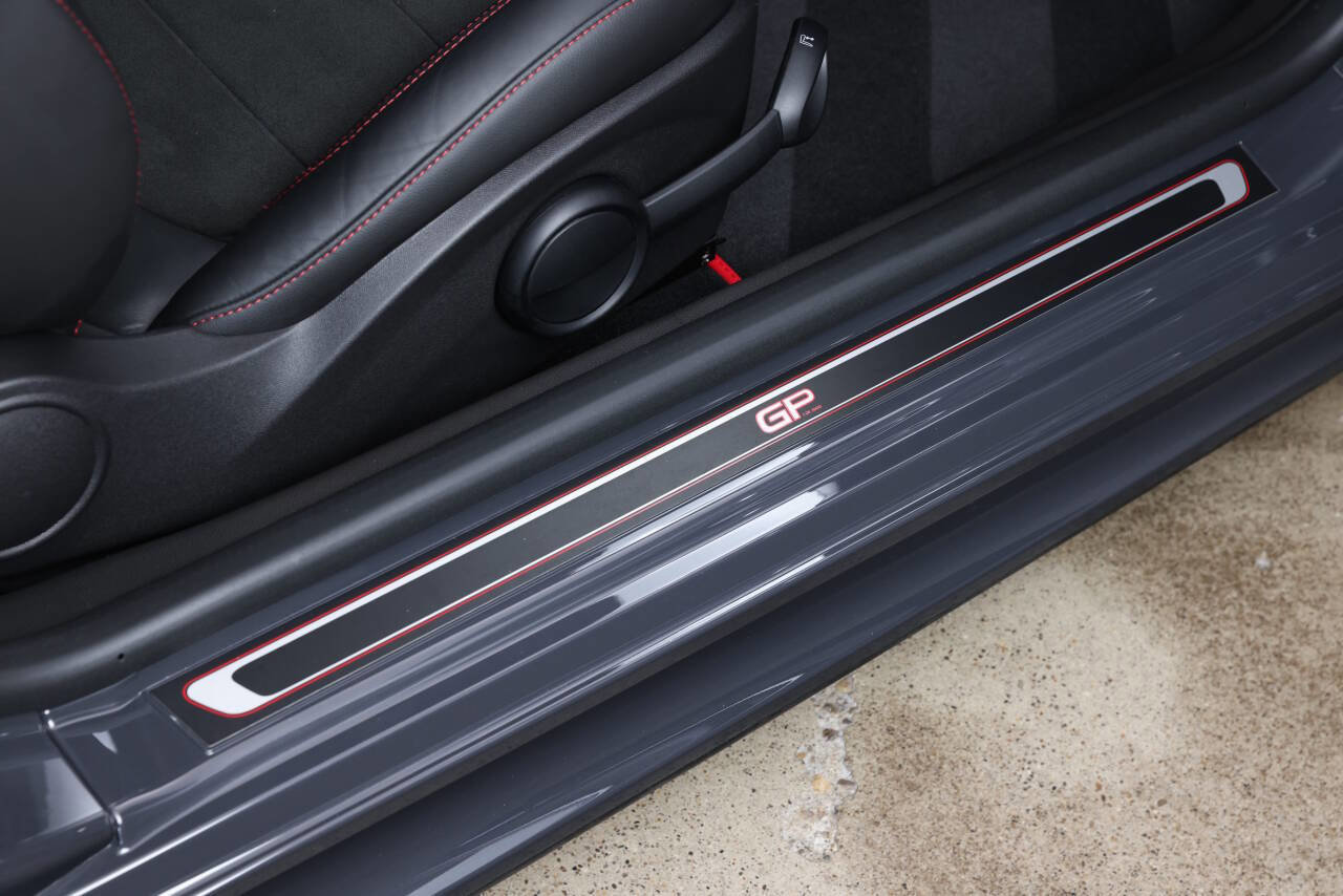 Used 2013 MINI Cooper John Cooper Works image 87