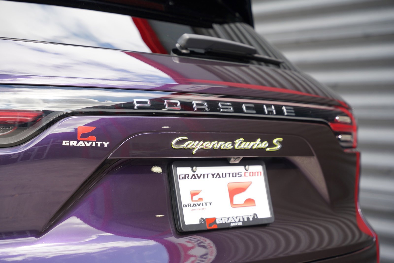 Used 2021 Porsche Cayenne Turbo S image 11