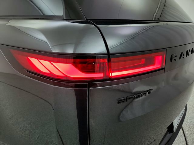 New 2026 Land Rover Range Rover Sport Dynamic SE image 25