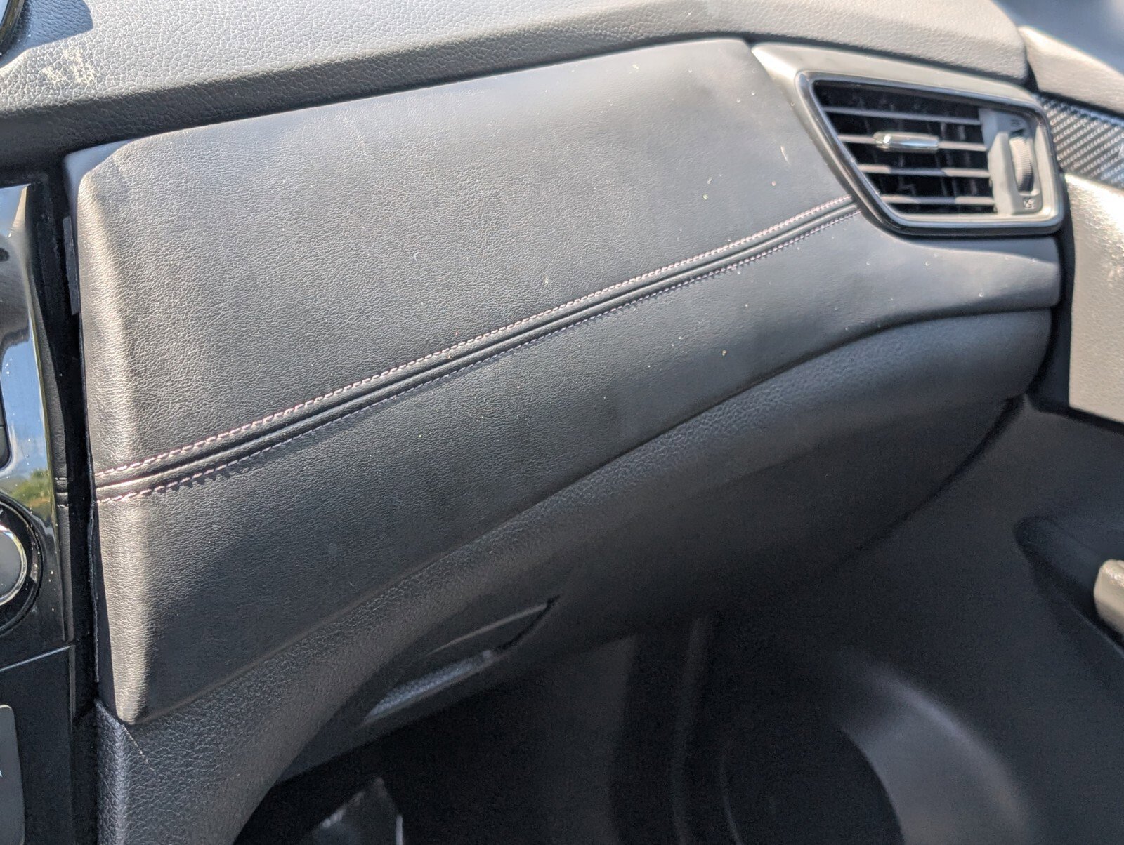 Used 2019 Nissan Rogue SL image 28