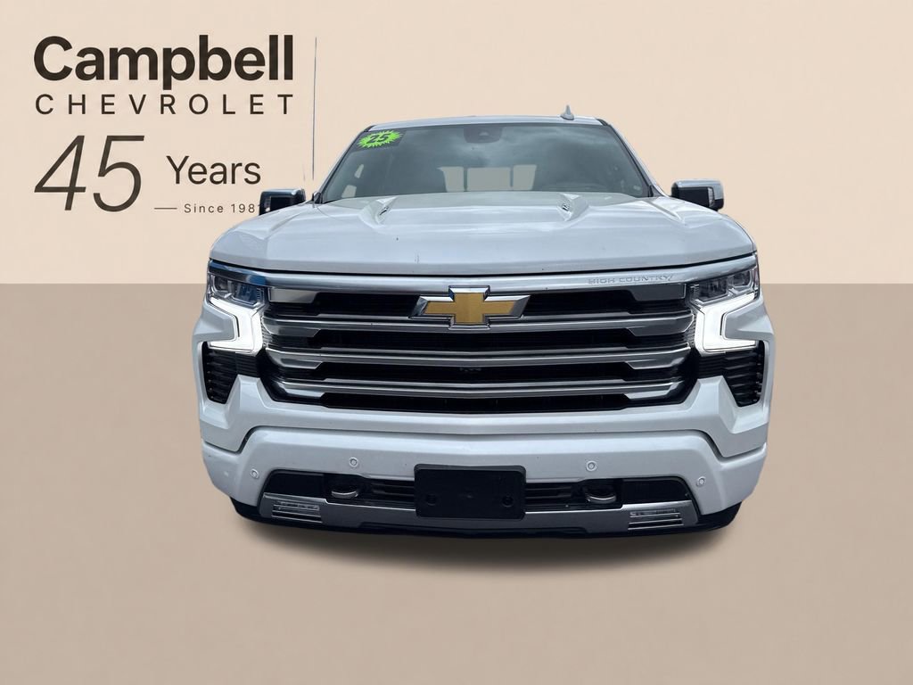 Used 2025 Chevrolet Silverado 1500 High Country w/ High Country Premium Package AWD/4WD image 9