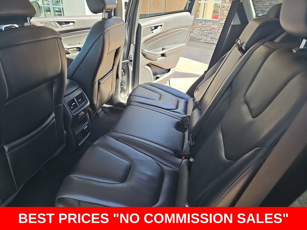 Used 2022 Ford Edge Titanium w/ Equipment Group 301A AWD/4WD image 14