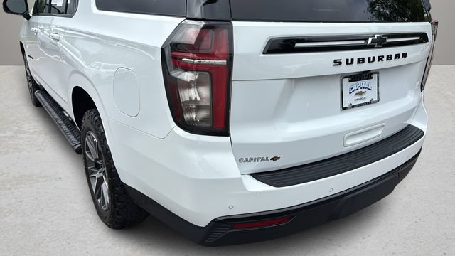 Used 2024 Chevrolet Suburban Z71 w/ Luxury Package AWD/4WD image 37