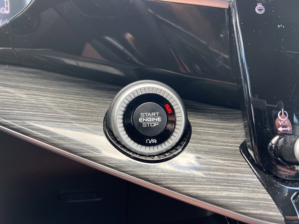 Used 2022 Jeep Wagoneer Series III w/ Convenience Group I image 14