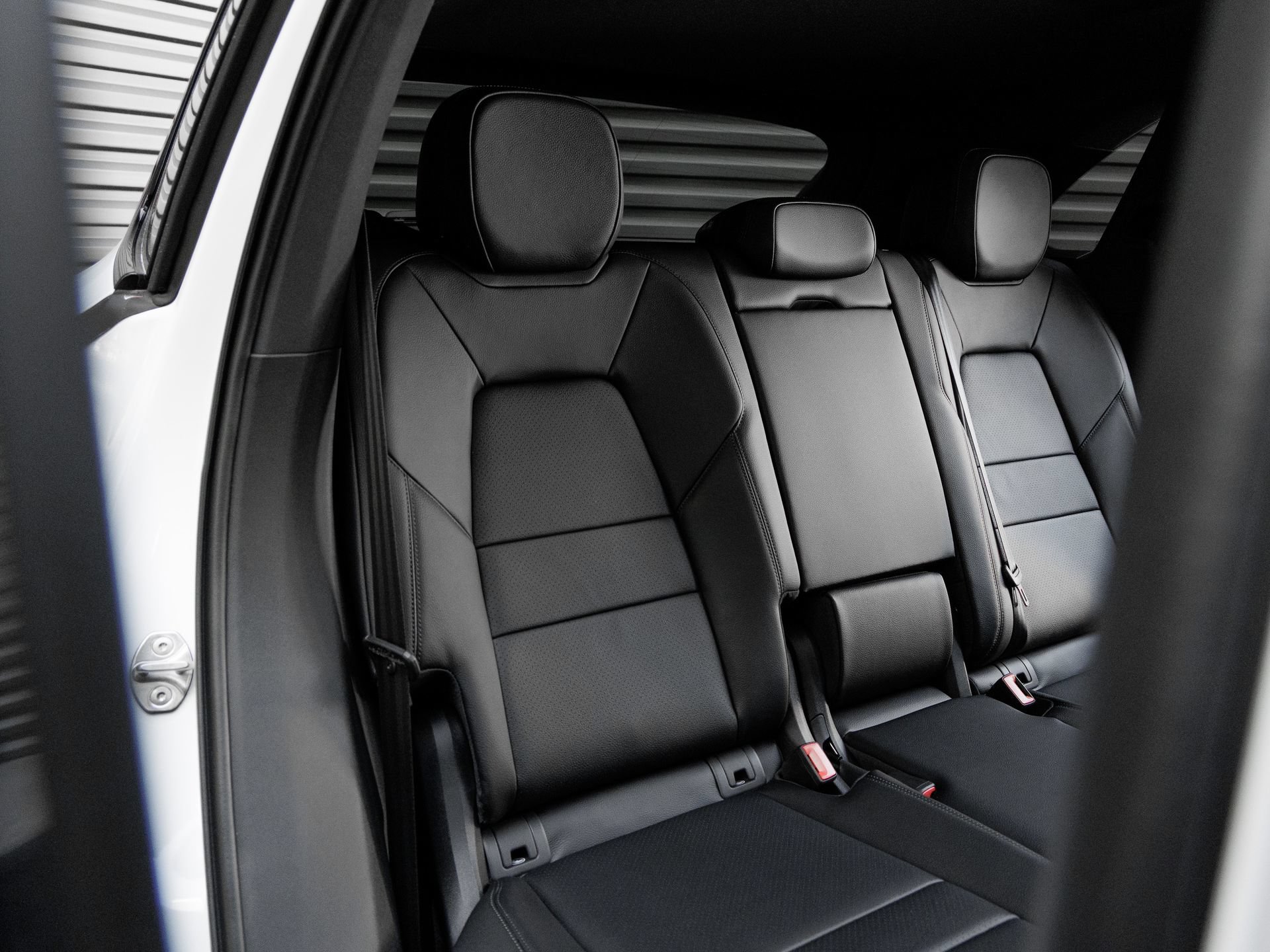 New 2026 Porsche Cayenne S AWD/4WD image 33