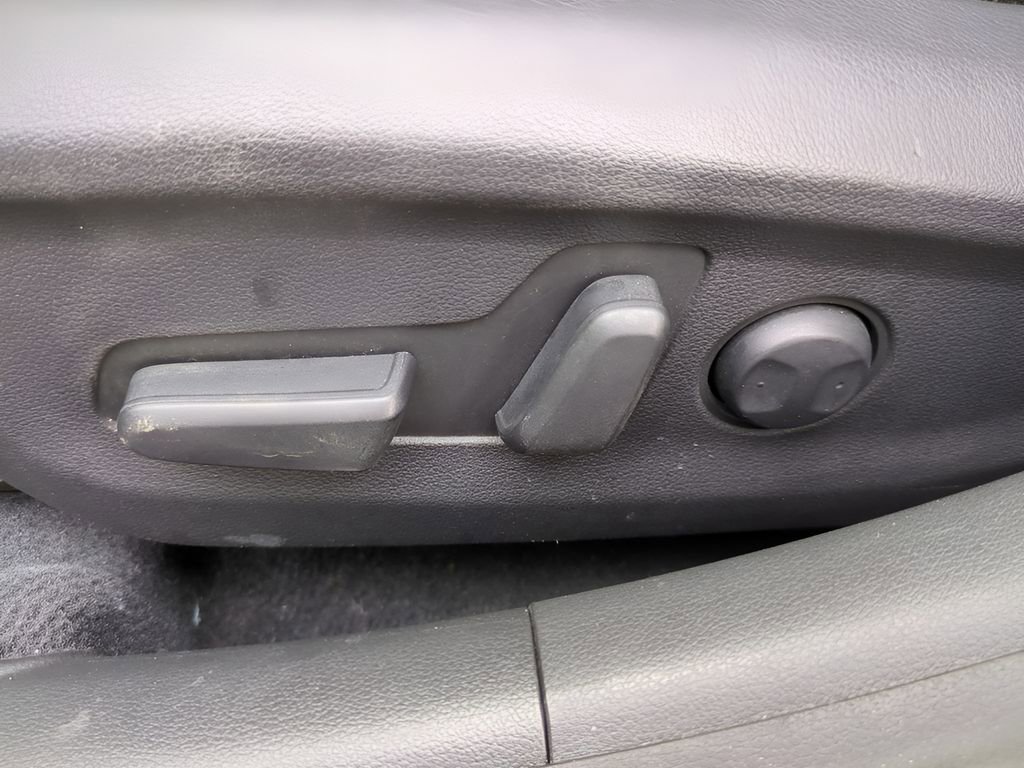 Used 2017 Hyundai Elantra Value Edition image 17