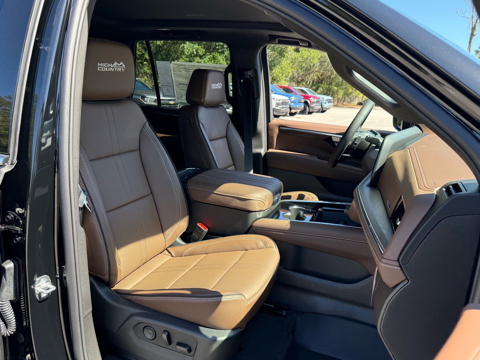 New 2026 Chevrolet Tahoe High Country w/ Sun And Tow Package image 16