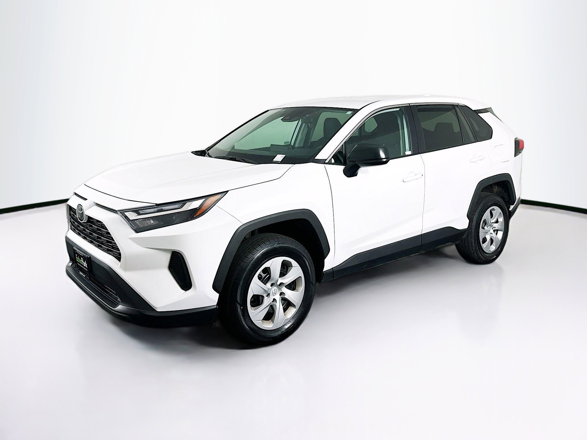 Used 2024 Toyota RAV4 LE image 3
