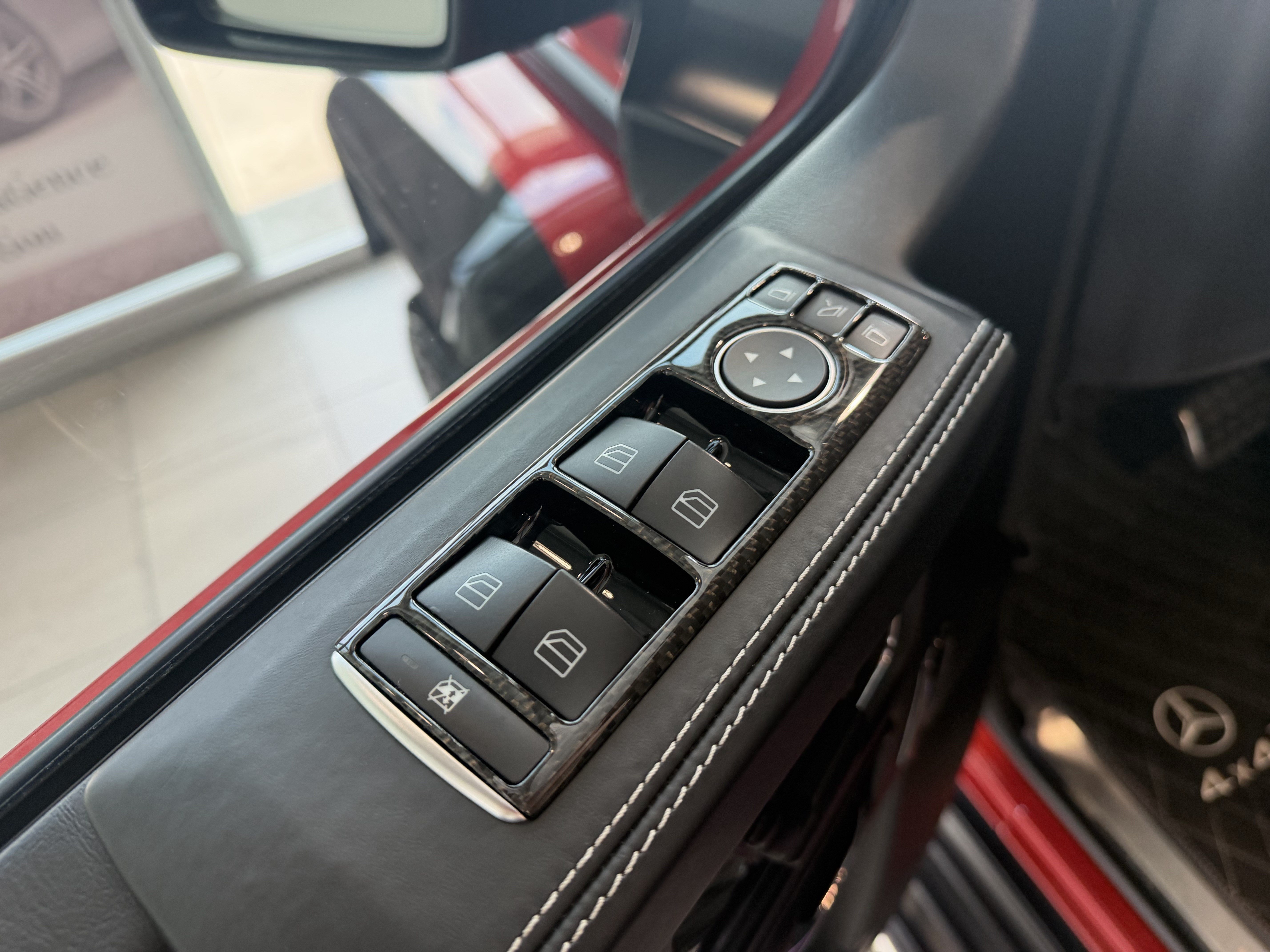 Used 2017 Mercedes-Benz G 550 Squared image 15
