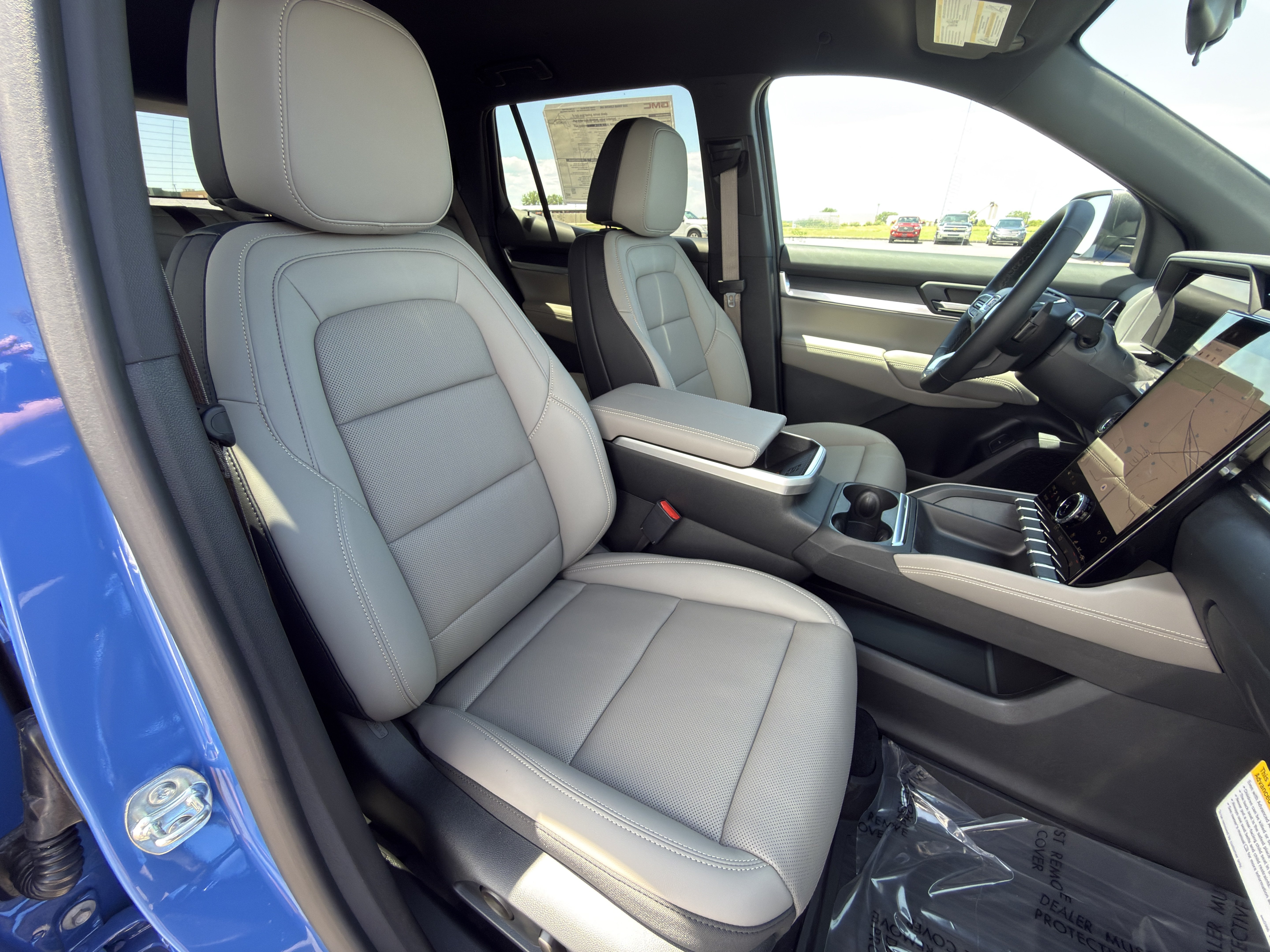 New 2026 GMC Terrain Elevation w/ Elevation Premium Package AWD/4WD image 14