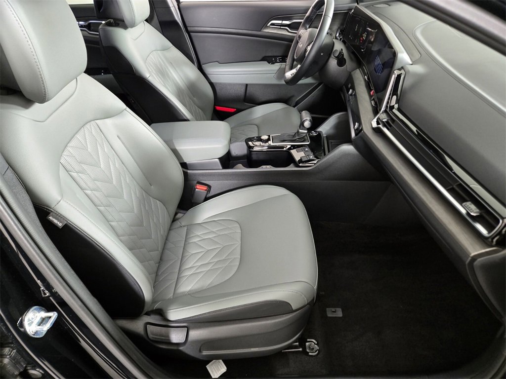 Used 2025 Kia Sportage X-Line w/ Premium Package image 20