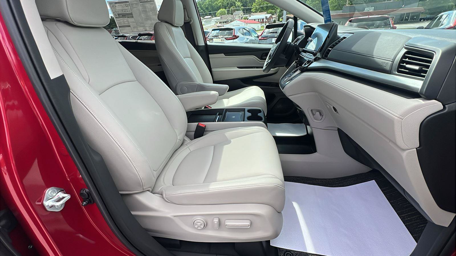 New 2026 Honda Odyssey EX-L image 13