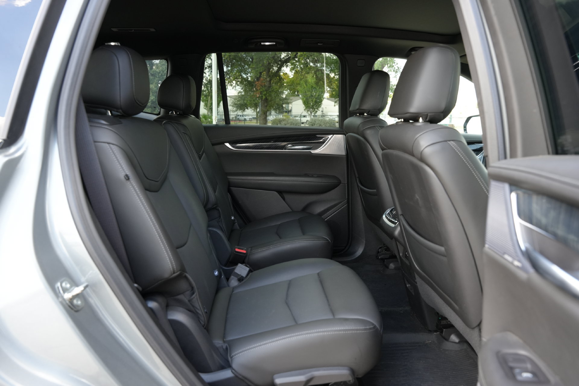 Certified 2024 Cadillac XT6 Premium Luxury w/ Technology Package AWD/4WD image 23