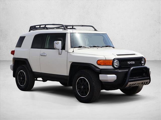Used 2013 Toyota FJ Cruiser 4WD w/ Upgrade Pkg video 3