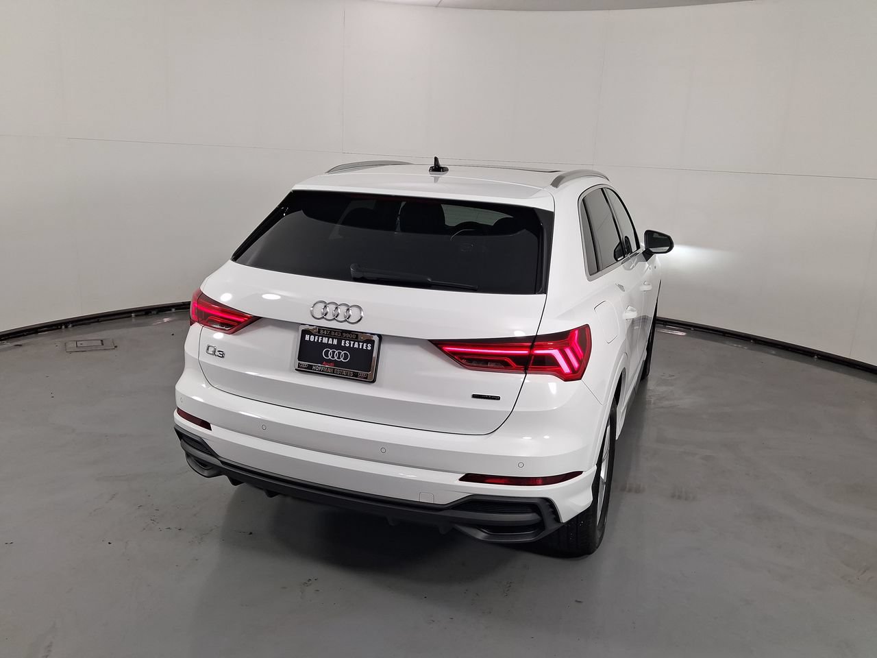 Used 2025 Audi Q3 2.0T Premium Plus w/ Premium Plus Package AWD/4WD image 37