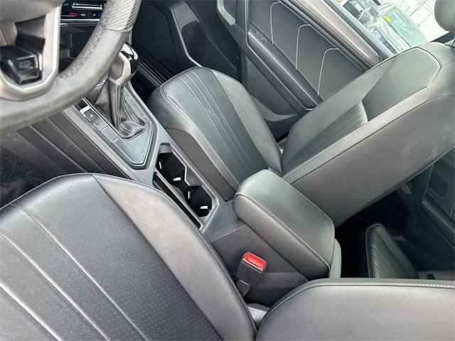 Used 2024 Volkswagen Tiguan SE R-Line w/ MDO Package, Three-Row image 26