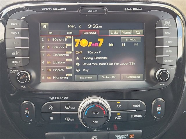 Used 2014 Kia Soul ! w/ Sun & Sound Package image 13