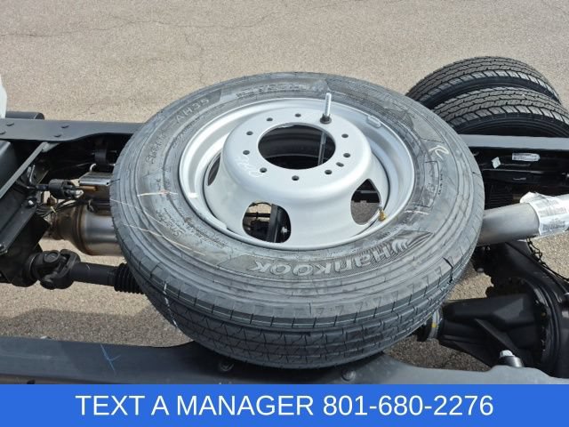 New 2026 RAM 5500 Tradesman w/ Chrome Appearance Group AWD/4WD image 9