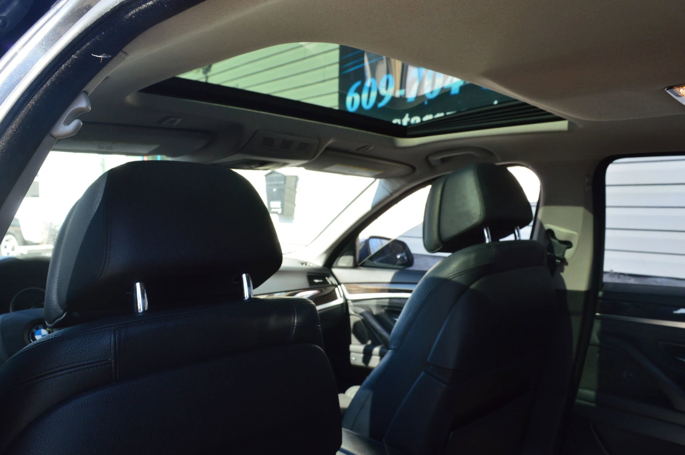 Used 2016 BMW 528i Sedan image 16