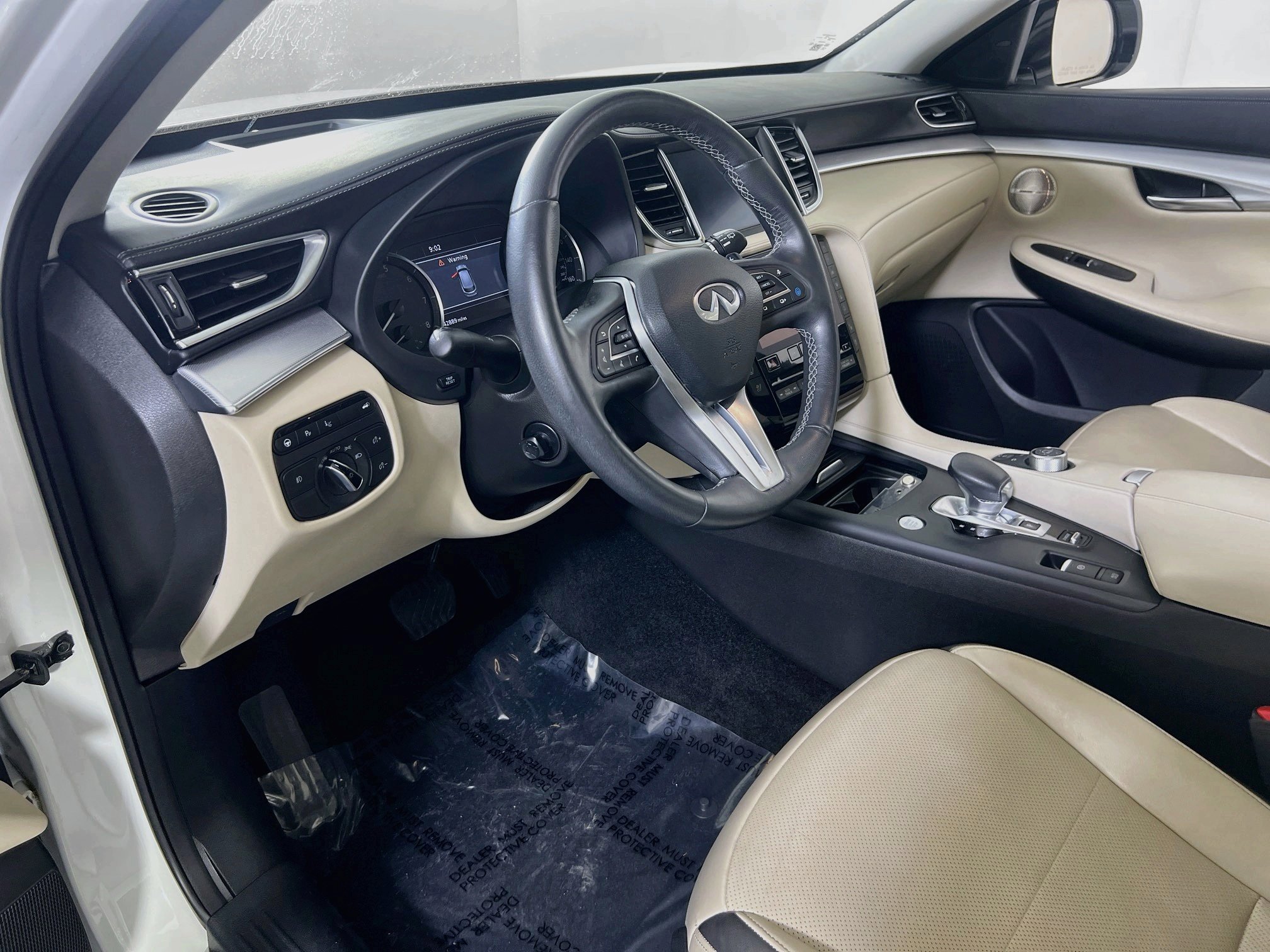 Used 2021 INFINITI QX50 Sensory w/ Accent Package AWD/4WD image 9