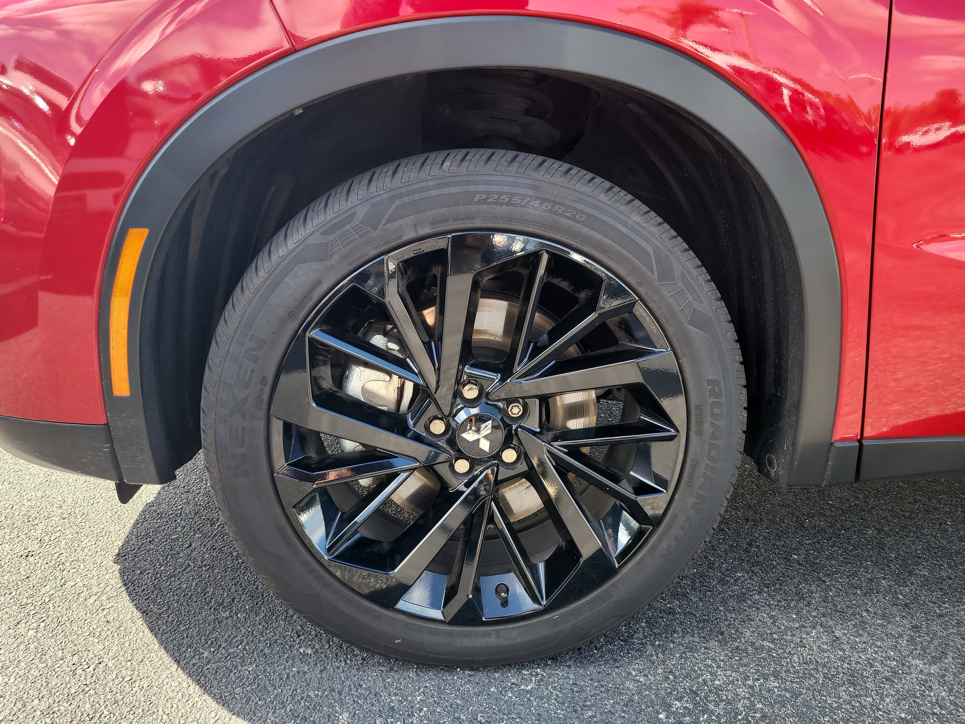 Used 2024 Mitsubishi Outlander SE image 9