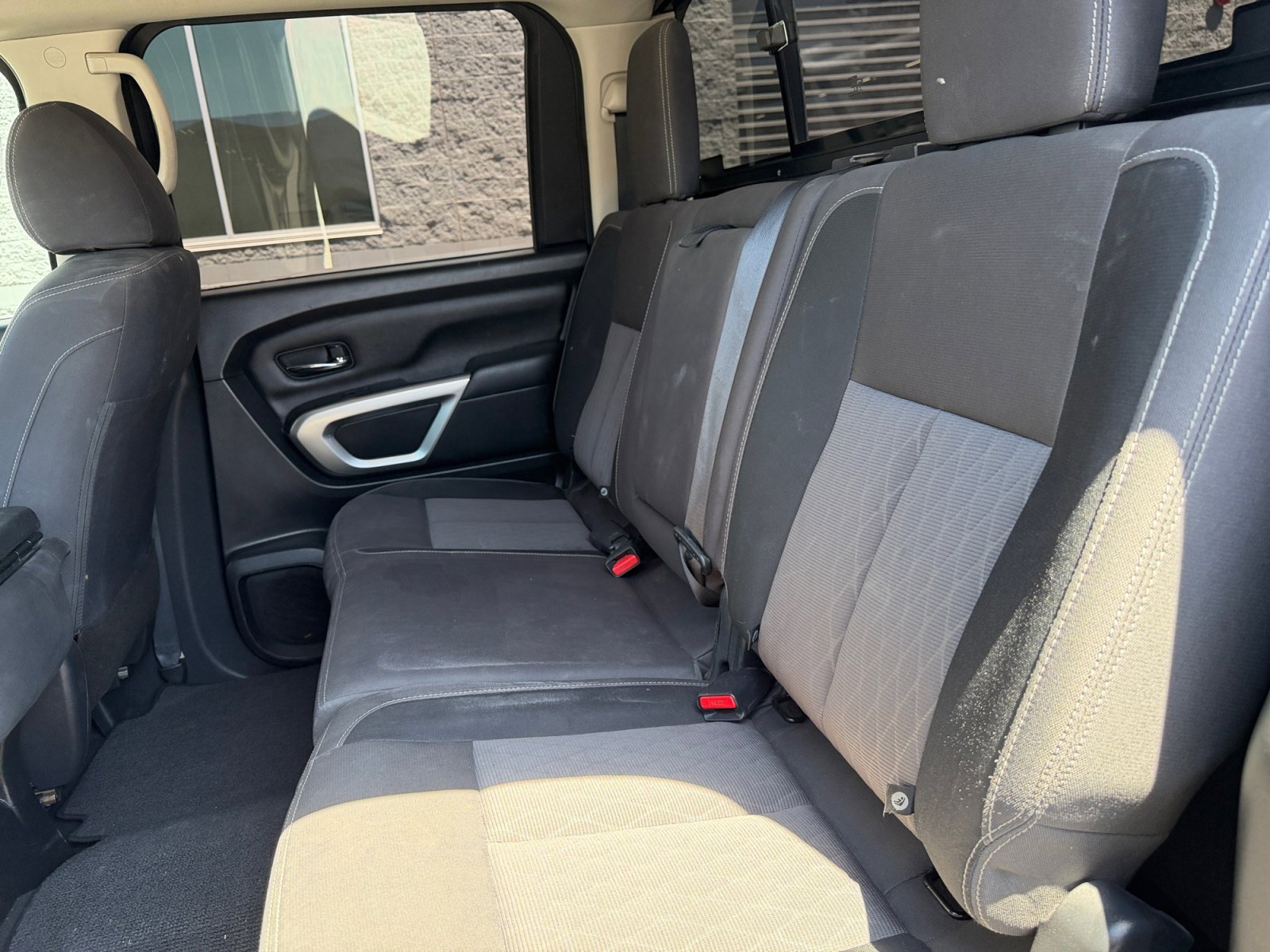 Used 2022 Nissan Titan SV w/ Accessory Utility Package RWD image 26
