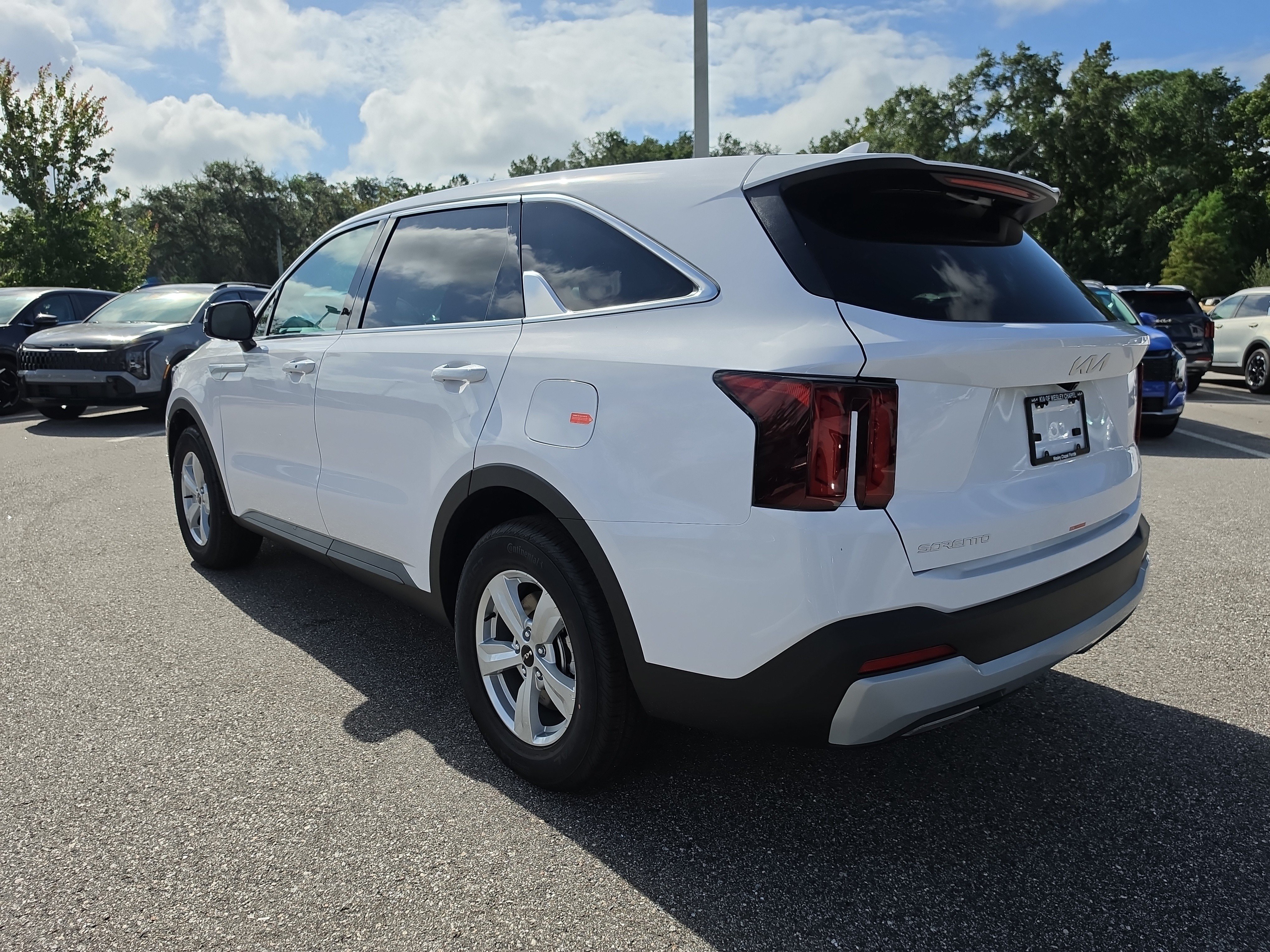 New 2026 Kia Sorento LX FWD image 6