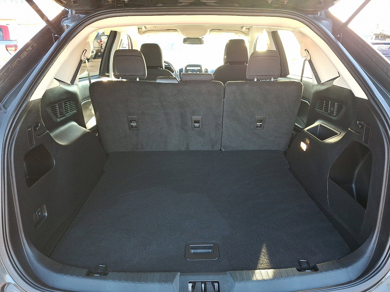 Certified 2024 Ford Edge SE image 30