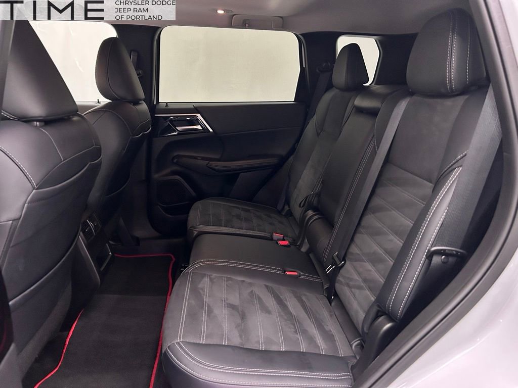 Used 2024 Mitsubishi Outlander Ralliart image 21