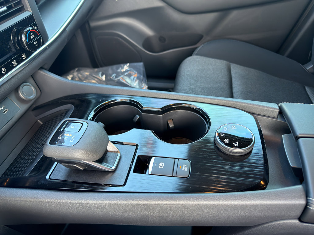 New 2026 Nissan Rogue SV w/ Cold Weather Package image 27