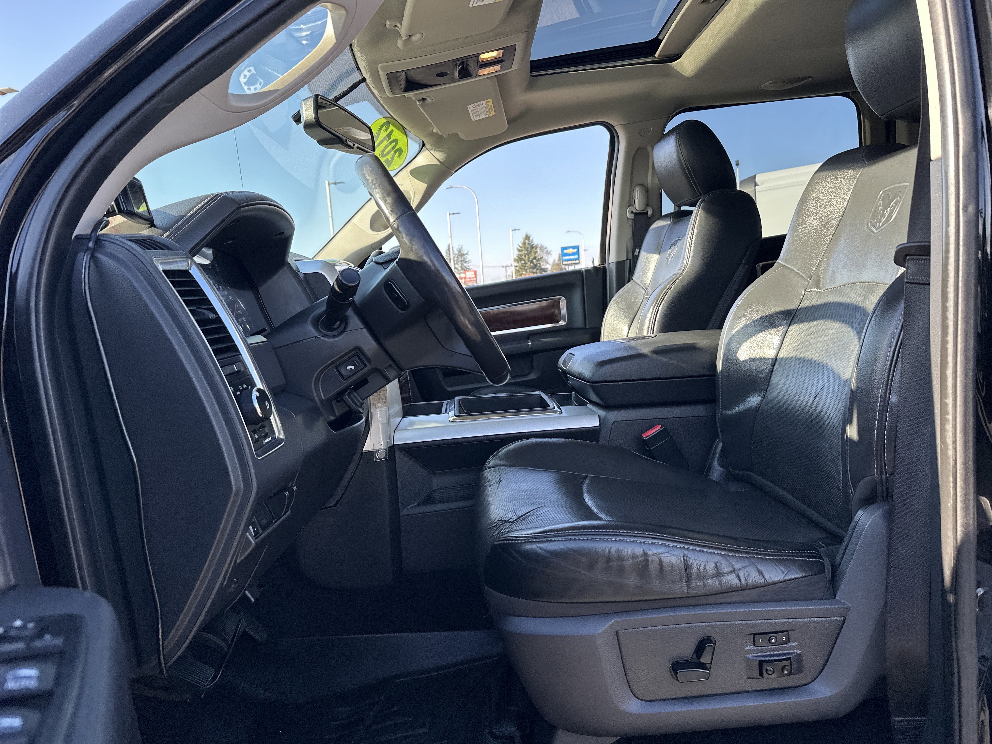 Used 2012 RAM 3500 Laramie w/ Protection Group image 10