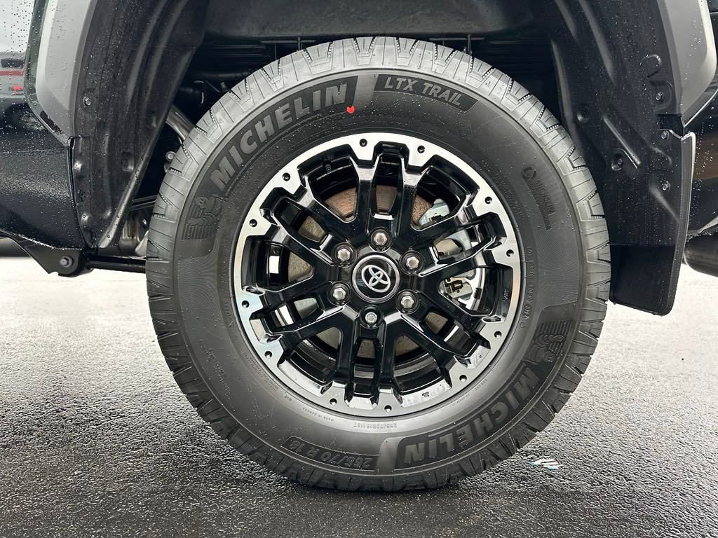 New 2025 Toyota Tundra SR5 image 27