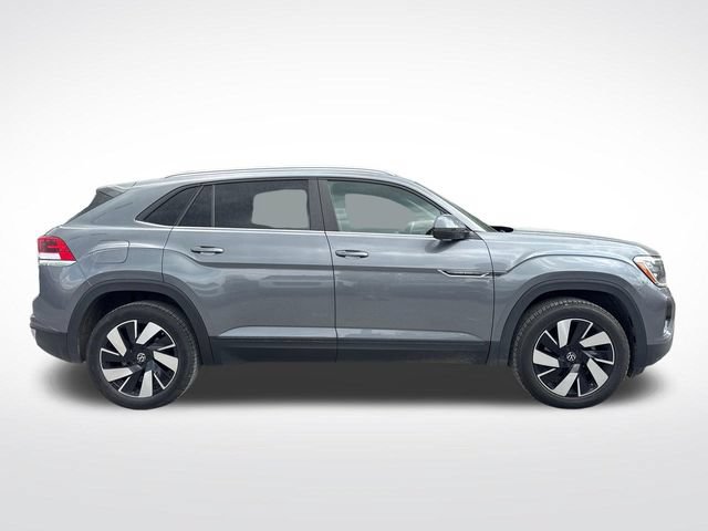 Used 2024 Volkswagen Atlas Cross Sport SE FWD image 7