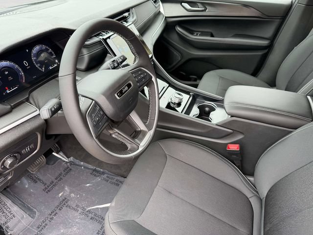 New 2026 Jeep Grand Cherokee L 4WD image 21