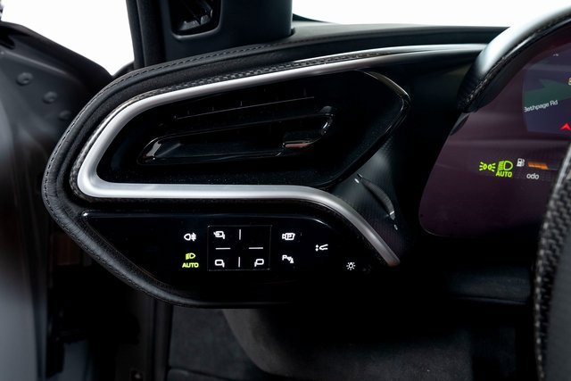 Used 2024 Ferrari 296 GTS image 38