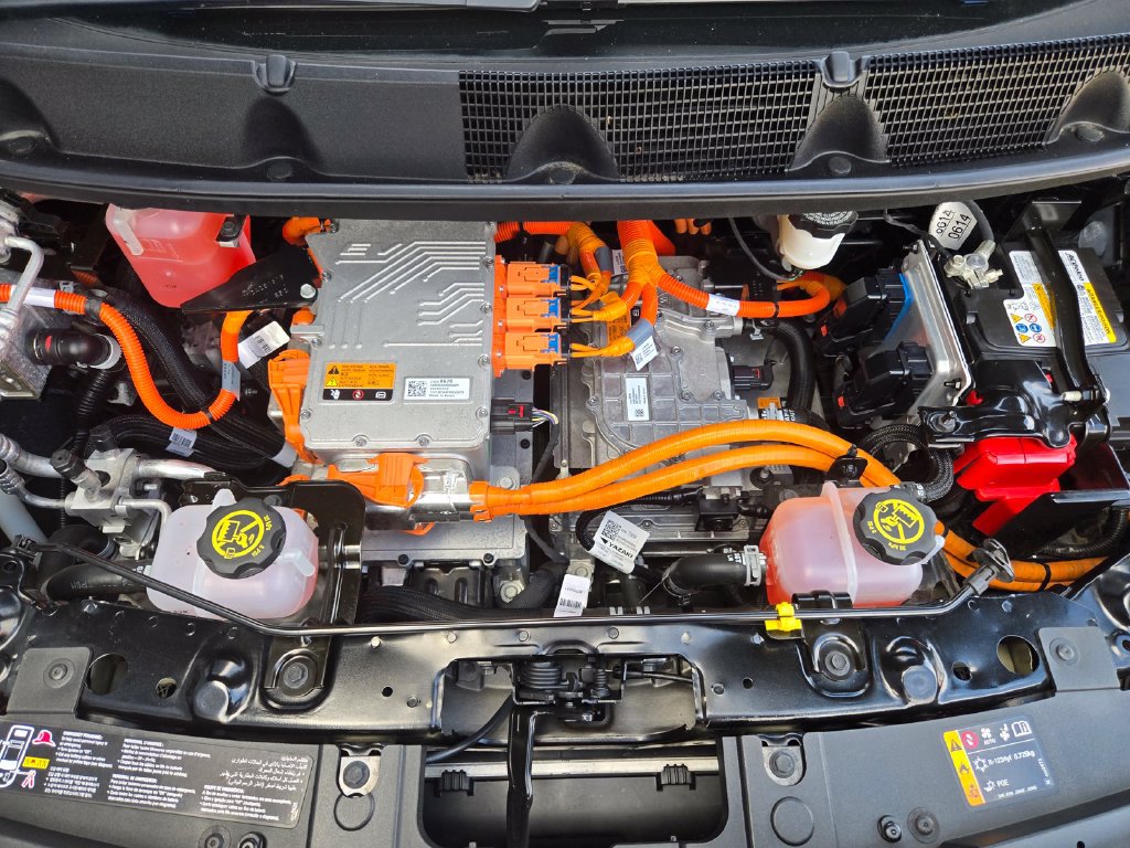 Used 2022 Chevrolet Bolt LT FWD image 26