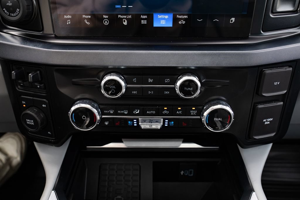 Used 2023 Ford F350 Limited w/ FX4 Off-Road Package AWD/4WD image 17