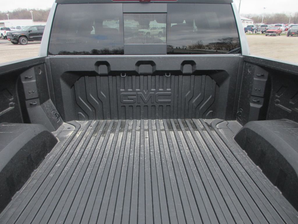 New 2026 GMC Sierra 1500 AT4 w/ AT4 Premium Package image 7