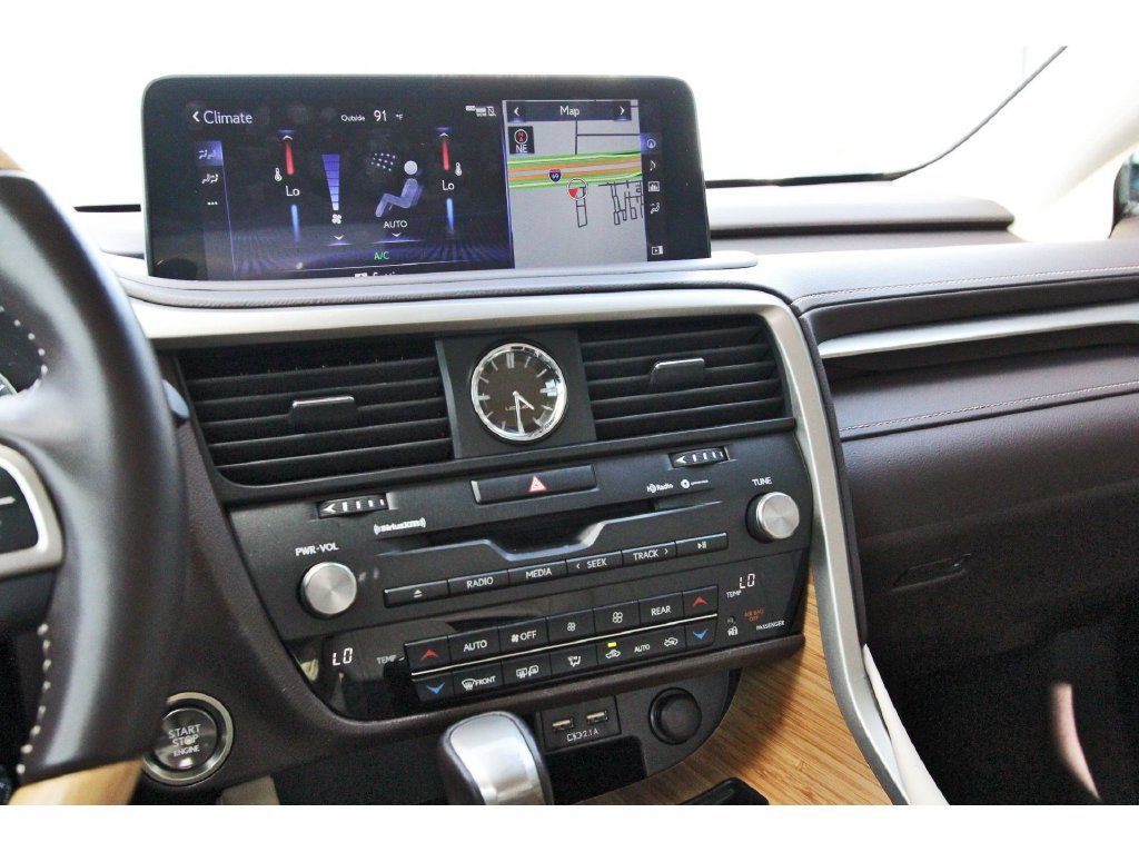 Used 2020 Lexus RX 350L FWD w/ Premium Package image 29