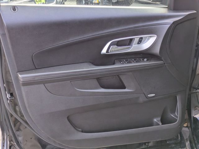 Used 2017 Chevrolet Equinox LT image 12